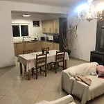 Villa A Peaceful Haven In A Quiet Location With Exceptional Sea Views Akhladherí