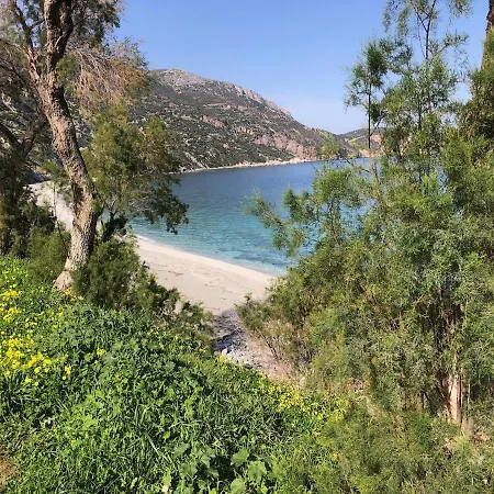 A Peaceful Haven In A Quiet Location With Exceptional Sea Views Villa