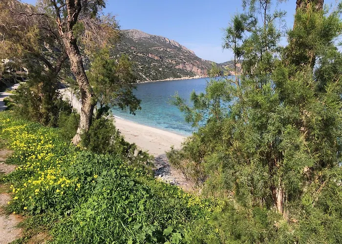 A Peaceful Haven In A Quiet Location With Exceptional Sea Views Villa *